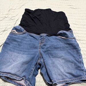 Isabel Maternity by Ingrid & Isabel Blue Jean Shorts